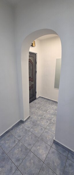 Titan- Camil Ressu, langa metrou, stradal, bloc retras,liniste!